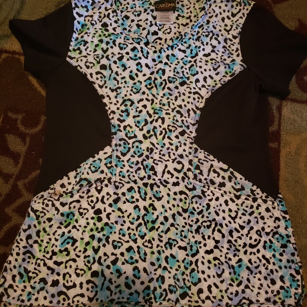 Charisma scrub top xs